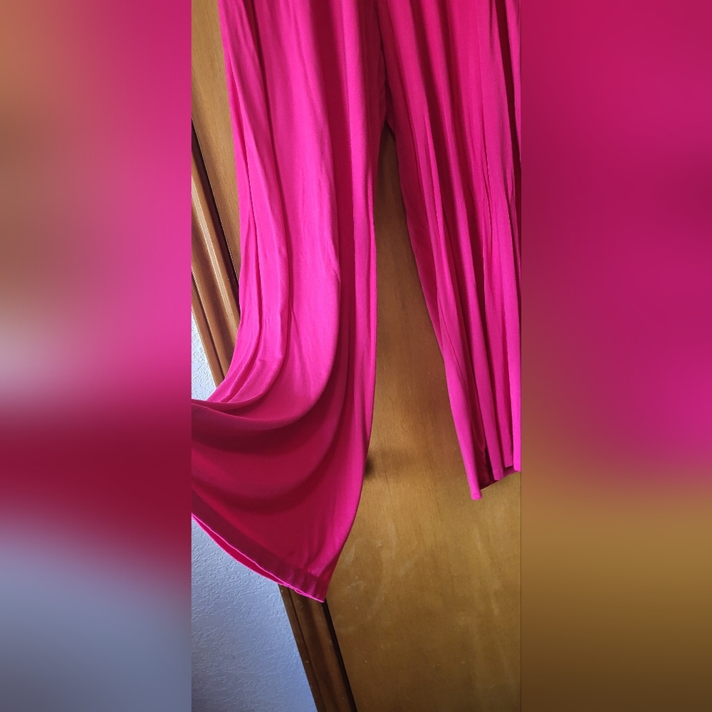 NEW YORK & CO hot pink wide leg pant - Picture 3 of 5